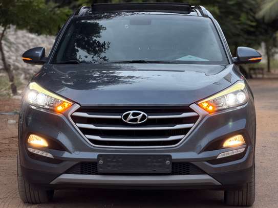 Hyundai Tucson image 2