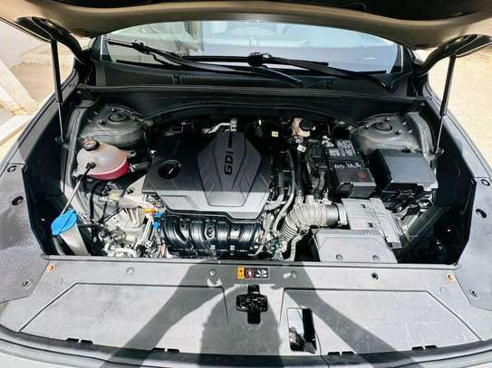 Hyundai Santafe 2023 image 3