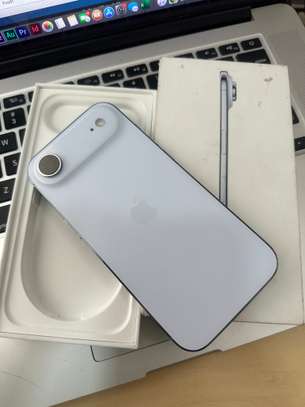 iPhone 17 Air 256gb blue image 2