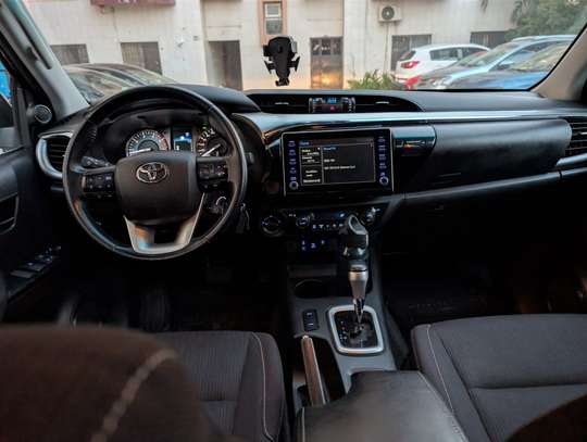 Toyota Hilux – Location Longue Durée image 2