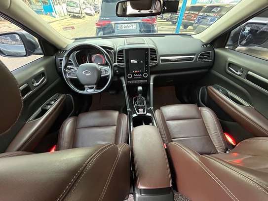 Renault QM6 4x4 diesel full options image 2