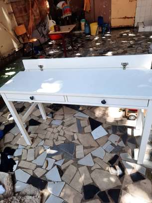 Table venant d'Allemagne image 2