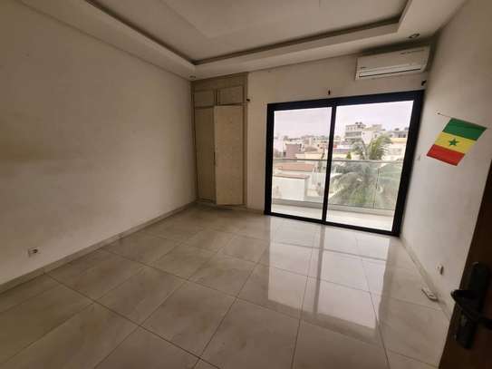Penthouse F5 et terrasse à louer Mermoz image 5