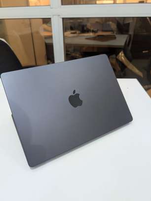 MacBook Pro M4 Pro 14 pouces 2024 24g de ram 512g image 2