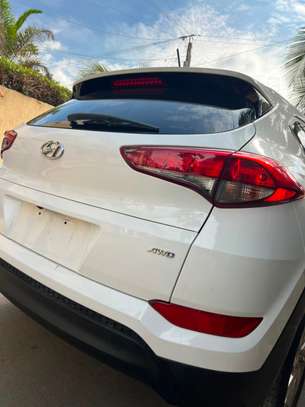 Hyundai tucson image 14