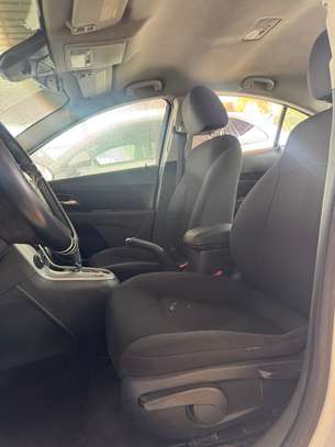 Chevrolet Cruze LT 2011 image 8