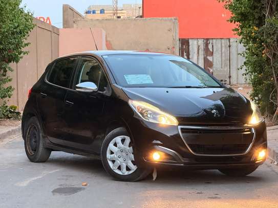 Peugeot 208 années 2017 image 8