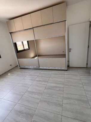 Apt F4 jamais habité au point E image 2