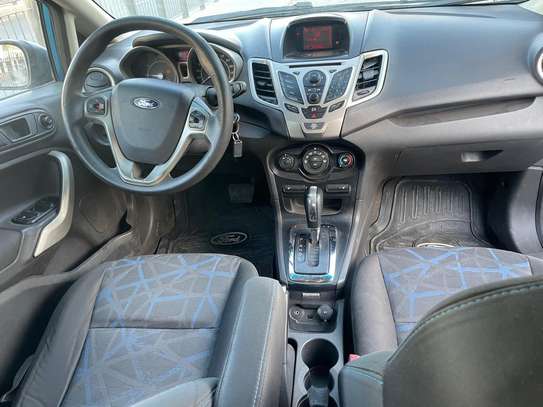 Ford Fiesta image 6