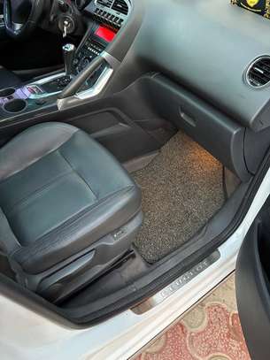 Peugeot 3008 full options image 9