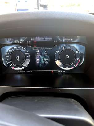 Land Rover Discovery Sport HSE2019 image 11
