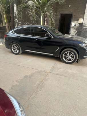 Bmw x4 2020 image 2