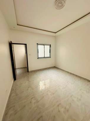 APPARTEMENT F3 AUX MAMELLES image 2
