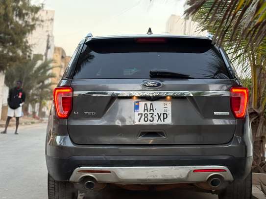 Location Ford Explorer Limited image 6