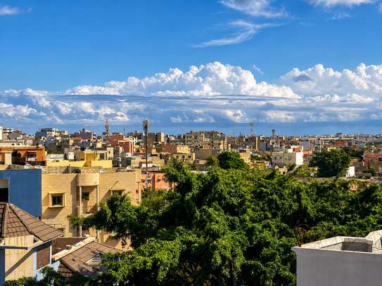 OUAKAM – IMMEUBLE R+2 À VENDRE | 172 m² Ouakam corniche image 5