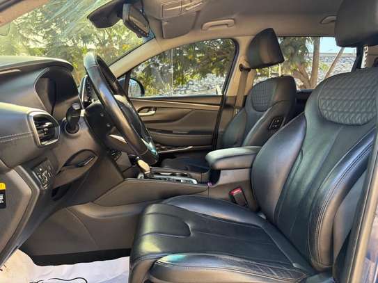 Hyundai santafe diesel image 5
