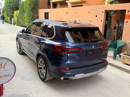 BMW X5 _2020 image 7