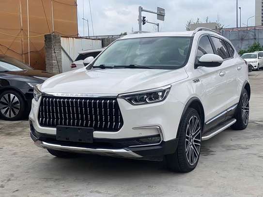 SUV blanc image 3