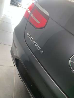 MERCEDES- BENZ GLC 220d 2018 4MATIC image 15