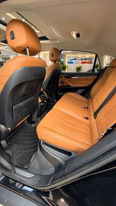 BMW X6 essence 2018 full options image 7