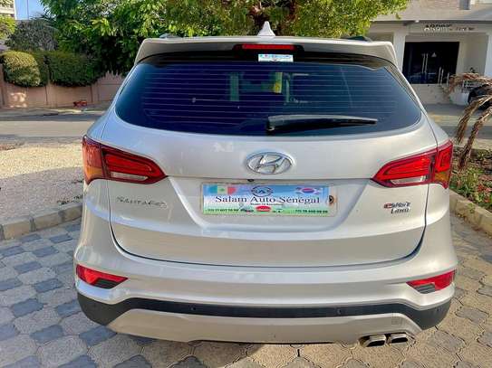 Hyundai SantaFe 2017 image 10