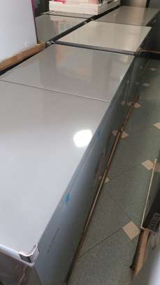 Congélateur coffre 200L blanc avec panier intégré image 3