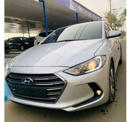 Hyundai avante 2018 image 2