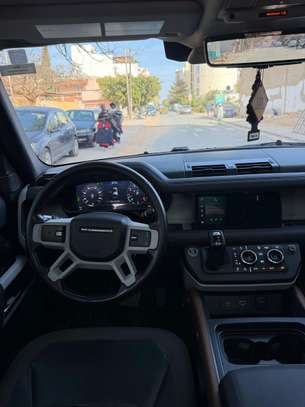 Land Rover défender  2022 image 9
