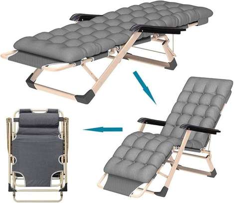Chaise longue relax pliable gris avec repose-pieds image 3