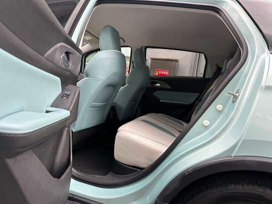 100 % électrique  Geely Geometry E  2023 image 12