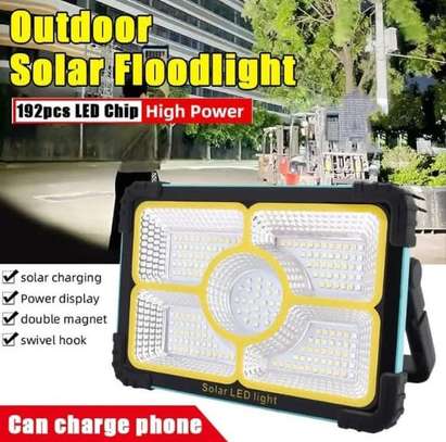 Lampe solaire Spot LED 100W, Batterie 7200 (mAh) image 2
