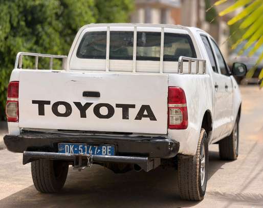 toyota hilux 2013 image 9