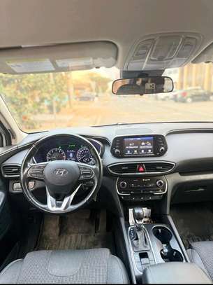 Hyundai santafe 2019 image 3