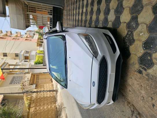 Ford Focus image 2