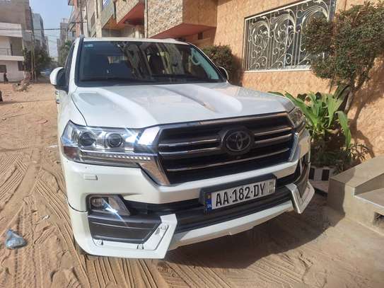 Location VIP : Toyota Land Cruiser V8 VXR 2022 image 6