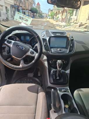 Ford escape image 3