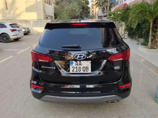 Hyundai santafe 2018 image 3