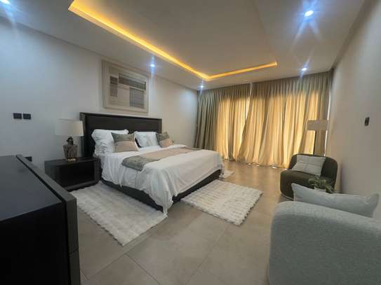 Appartement Meublé F4 à louer à fan résidence image 5