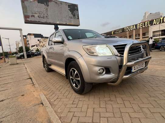 TOYOTA HILUX 2015 image 4