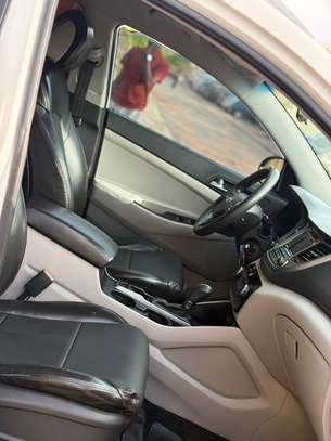 HYUNDAI TUCSON ANNÉE 2017 4x4 image 9