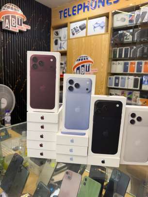 IPhone 18 pro max 256 Go  esim image 3