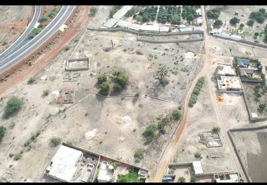 Terrain Campement NGUEKOKH 1 ha image 3