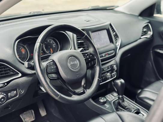 Jeep Cherokee 2019 4 cylindres limited image 7