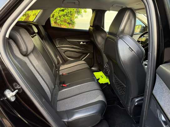 Peugeot 3008 année 2020 image 6
