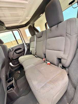 Jeep Wrangler 2023 image 8