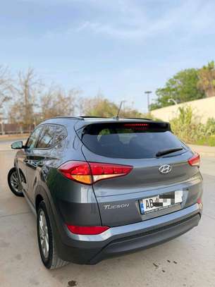 Hyundai tucson image 11