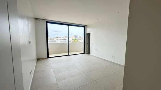 Appartement F4 à louer aux Almadies route King fahd image 5