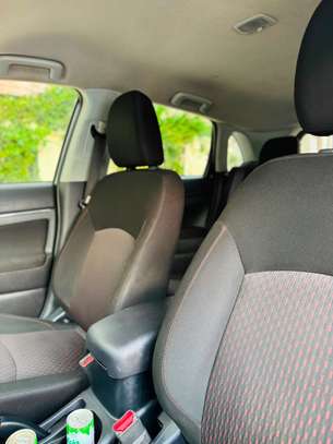 Mitsubishi outlander image 6