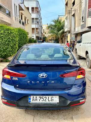 Hyundai Elantra 2019 Automatique image 14