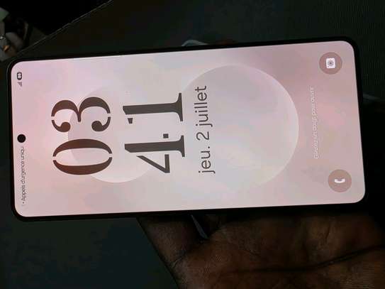 Samsung galaxie S25 Edge 256GB 12GB ram image 3